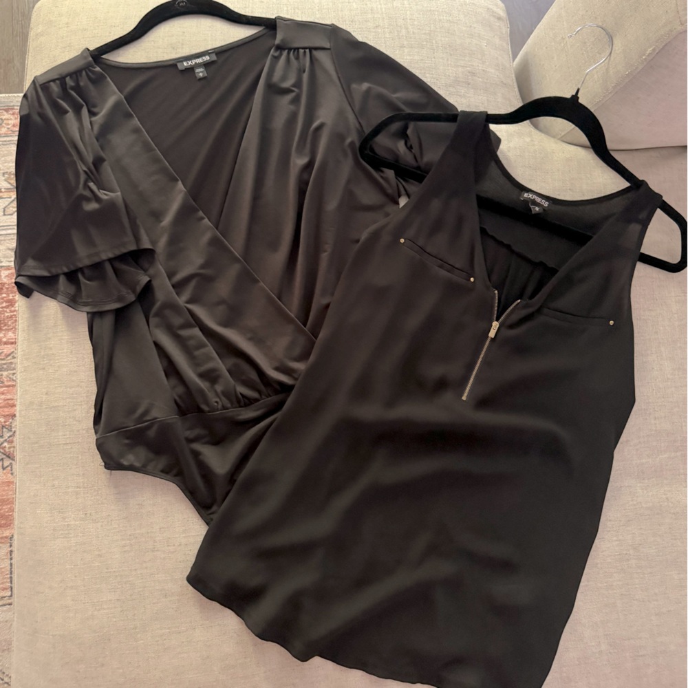 Bundle of TWO Express tops. Medium